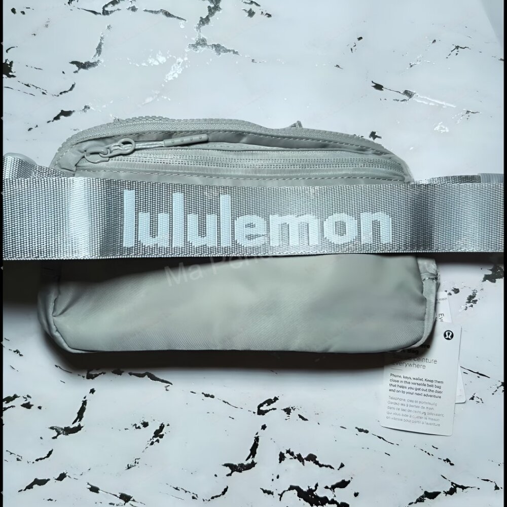 Lululemon Belt Bag 1L Everywhere Belt Bag Gray